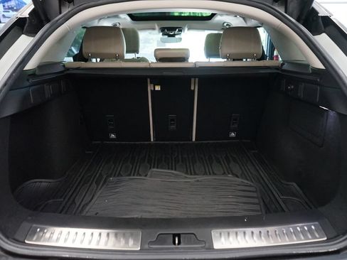 Used 2018 Land Rover Range Rover Velar S AWD/4WD image 49