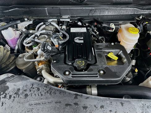 New 2025 RAM 2500 Tradesman image 18