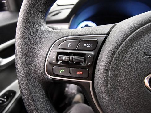 Used 2019 Kia Niro LX FWD image 19