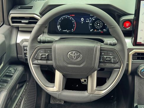 Used 2026 Toyota Tacoma TRD Sport RWD image 19