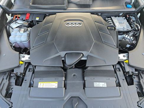 Used 2020 Audi Q8 Premium w/ Convenience Package image 35