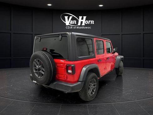 Used 2024 Jeep Wrangler Sport S image 3