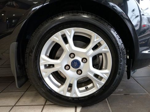 Used 2014 Ford Fiesta SE w/ Comfort Package image 46