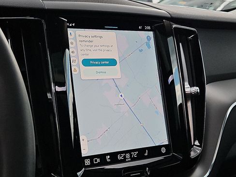 Certified 2024 Volvo XC60 T8 Core w/ Protection Package Premier image 17