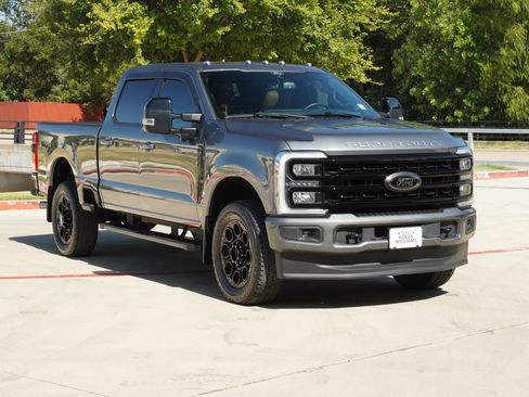 Used 2024 Ford F250 Lariat w/ Lariat Ultimate Package AWD/4WD image 7