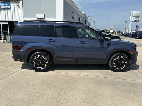Used 2026 Hyundai Santa Fe SEL FWD image 7