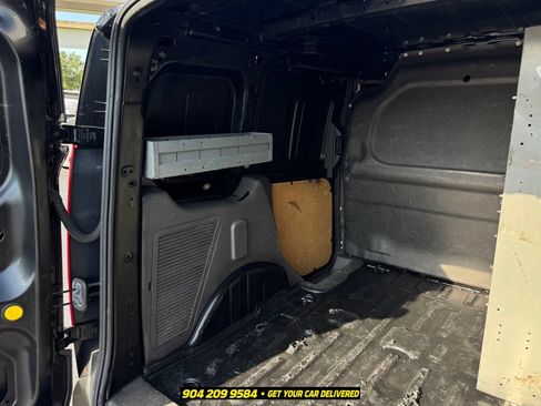 Used 2022 Ford Transit Connect XLT FWD image 24