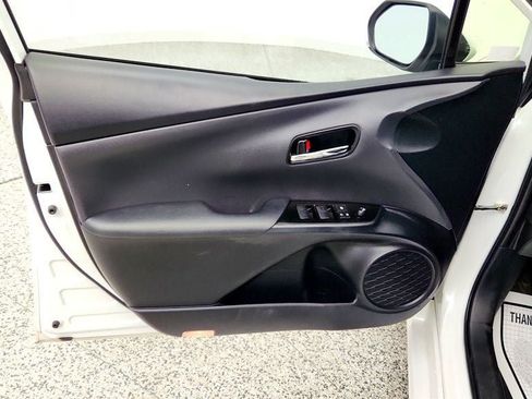 Used 2021 Toyota Prius Prime XLE w/ Carpet Mat Package (TMS) FWD image 10