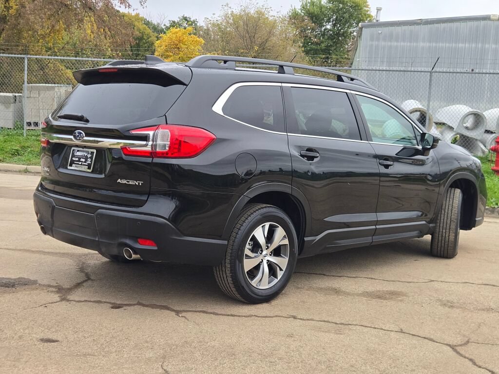 Certified 2025 Subaru Ascent Premium AWD/4WD image 15