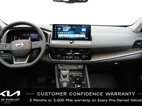 Used 2026 Nissan Rogue Platinum w/ Platinum Premium Package AWD/4WD image 17