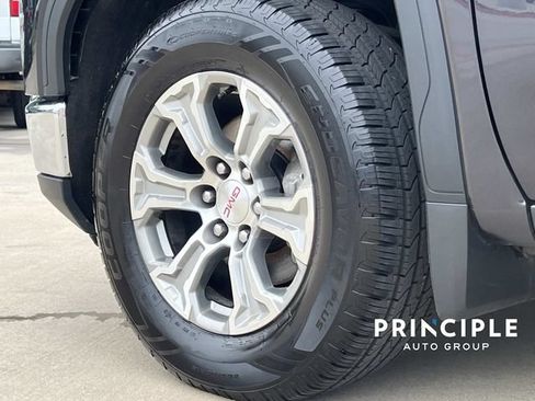 Used 2025 GMC Sierra 1500 SLT AWD/4WD image 7