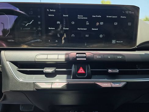 Used 2025 Kia K4 EX FWD image 19