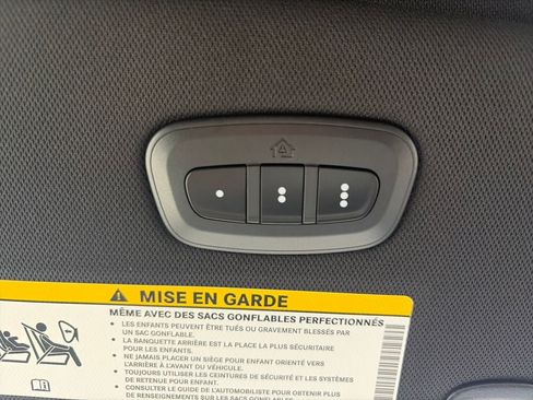 New 2027 Chrysler Pacifica Select FWD image 35