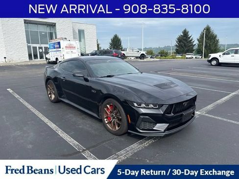 Used 2024 Ford Mustang GT Premium RWD image 1