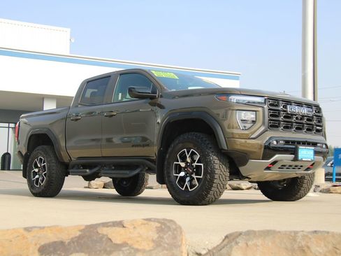 Certified 2024 GMC Canyon AT4X image 5