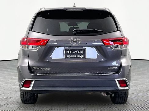 Used 2019 Toyota Highlander Limited FWD image 5