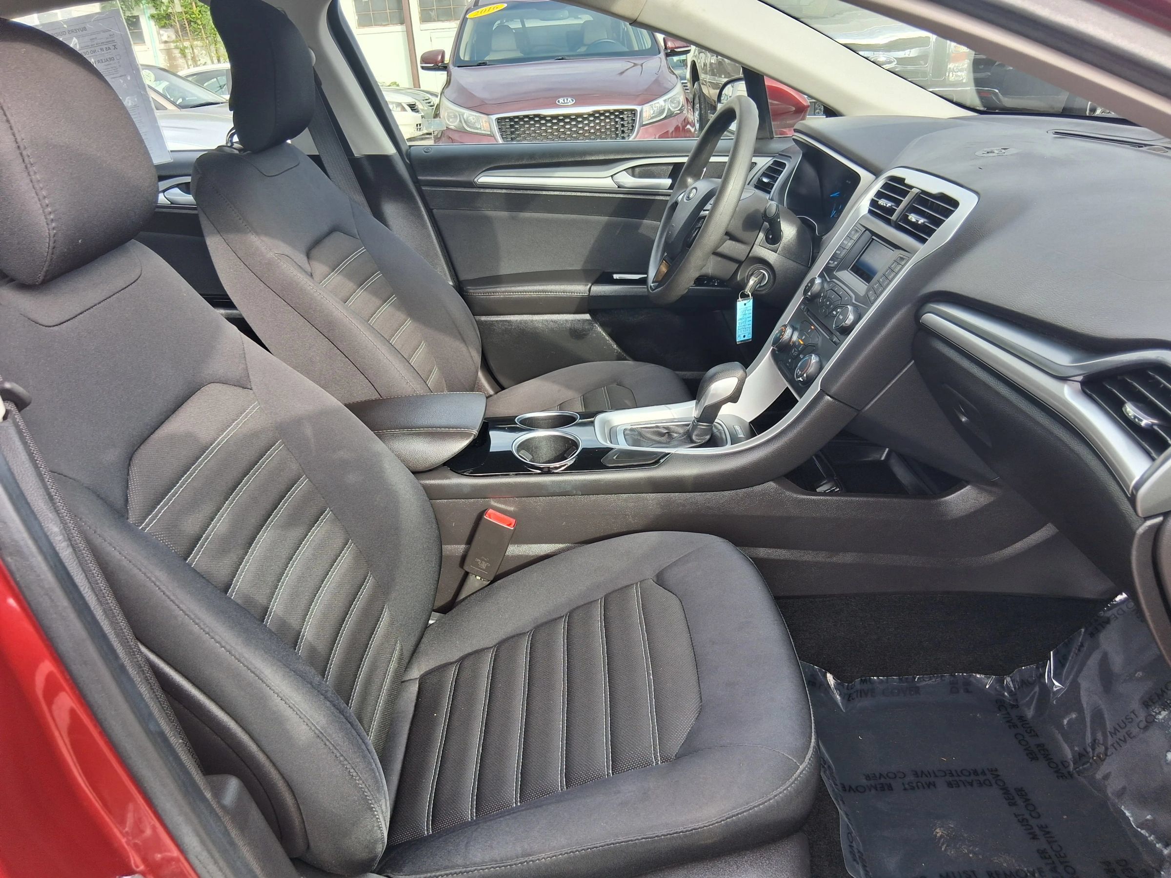 Used 2013 Ford Fusion SE FWD image 18