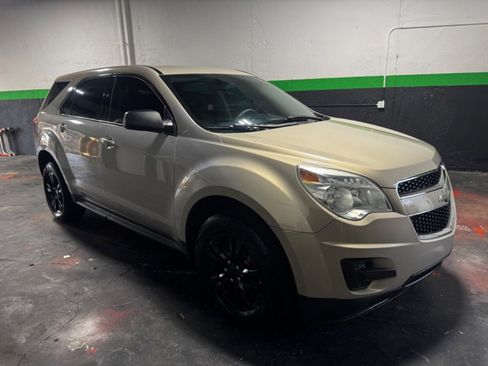 Used 2011 Chevrolet Equinox LS image 3