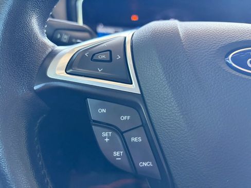 Used 2017 Ford Fusion Titanium FWD image 30