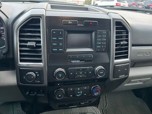 Used 2018 Ford F250 XLT image 16