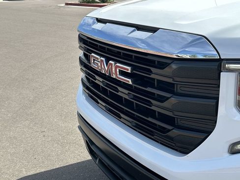 Used 2023 GMC Sierra 1500 Pro RWD image 28