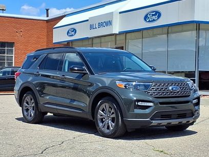 Certified 2024 Ford Explorer XLT w/ Equipment Group 202A