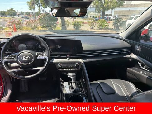 Used 2024 Hyundai Elantra Limited FWD image 12
