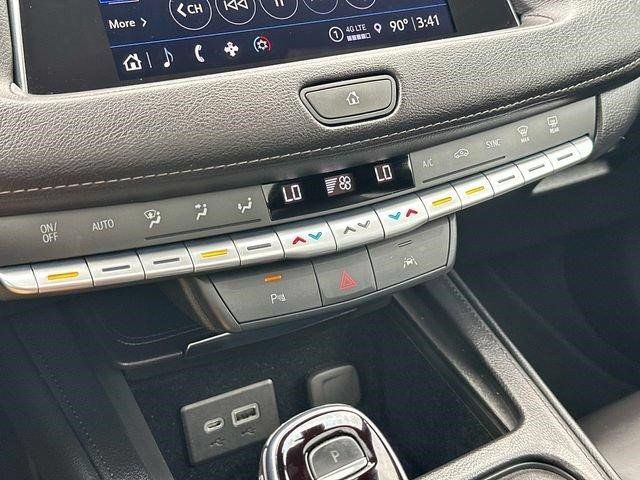 Certified 2023 Cadillac XT4 Premium Luxury AWD/4WD image 29