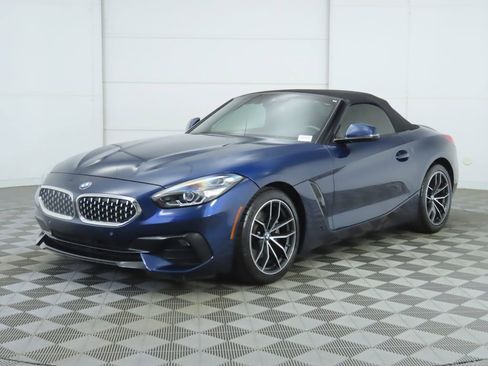 Used 2020 BMW Z4 sDrive30i w/ Convenience Package image 9