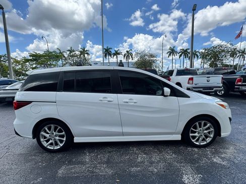 Used 2012 MAZDA MAZDA5 Grand Touring FWD image 9