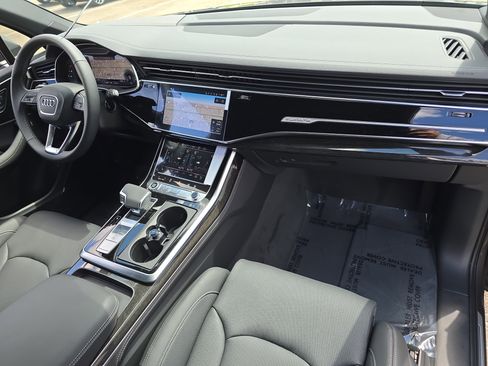 New 2025 Audi Q7 3.0T Prestige image 10