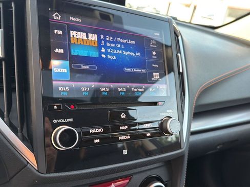 Used 2020 Subaru Crosstrek 2.0i Limited w/ Moonroof Package w/Navigation AWD/4WD image 24
