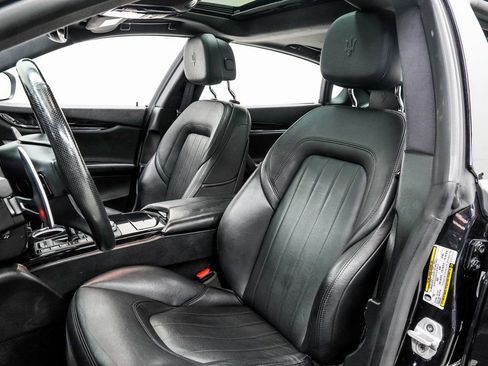 Used 2022 Maserati Quattroporte Modena Q4 image 35