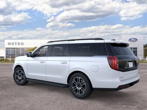New 2026 Ford Expedition Max Active RWD image 4