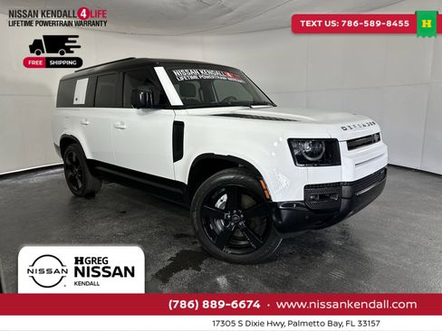 Used 2023 Land Rover Defender 130 X-Dynamic SE image 1