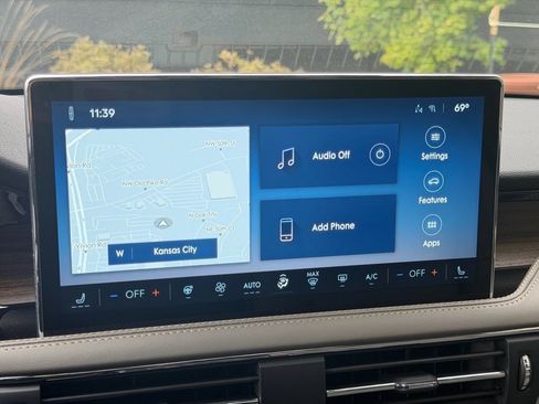 New 2025 Lincoln Corsair Reserve w/ Jet Appearance Package image 29