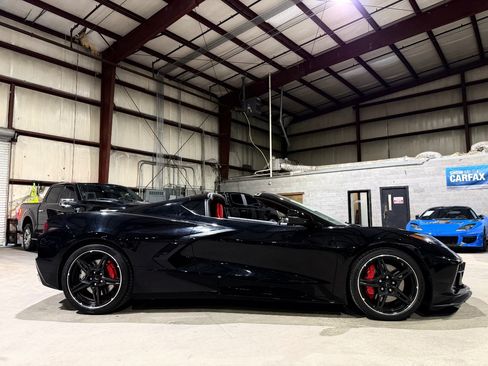 Used 2021 Chevrolet Corvette Stingray Preferred Cpe w/ Z51 Performance Package RWD image 8