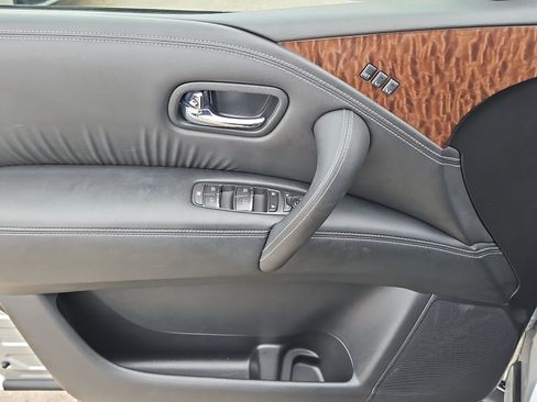 Used 2018 Nissan Armada SL w/ Premium Package image 22