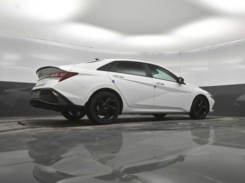 New 2026 Hyundai Elantra SEL Sport FWD image 37