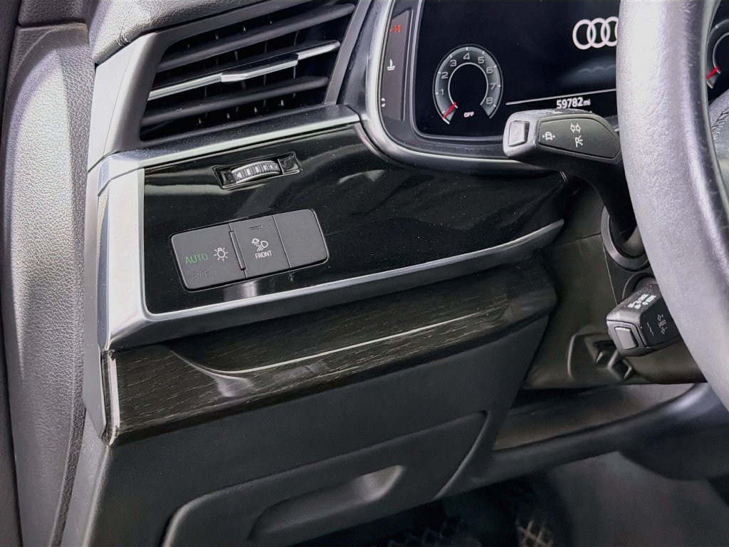 Used 2023 Audi Q7 3.0T Premium Plus AWD/4WD image 12