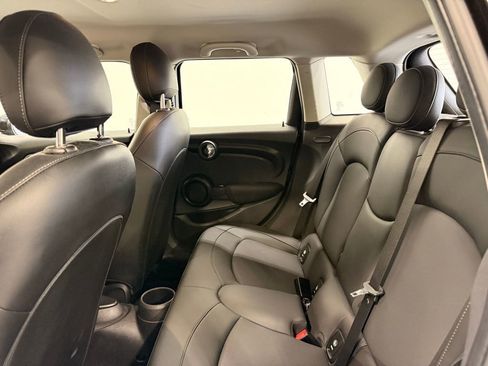 Used 2022 MINI Cooper 4-Door Hardtop w/ Storage Package image 11