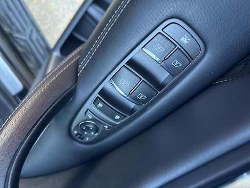 Used 2021 INFINITI QX80 Sensory w/ Cargo Package image 17