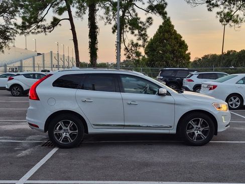 Used 2015 Volvo XC60 T6 Platinum FWD image 4