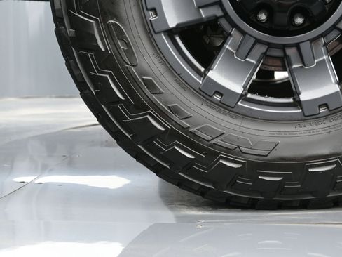 Used 2024 Ford F250 Lariat w/ Sport Appearance Package image 48