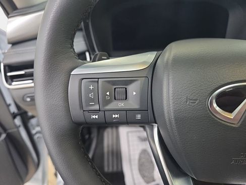 Certified 2026 INFINITI QX60 Luxe w/ Family Package image 14