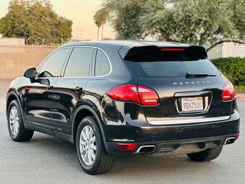 Used 2013 Porsche Cayenne AWD/4WD image 5