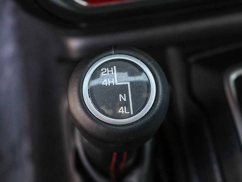 Used 2018 Jeep Wrangler Rubicon image 32