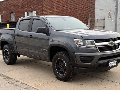 Used 2016 Chevrolet Colorado W/T w/ WT Convenience Package AWD/4WD image 4