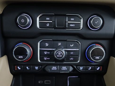 Used 2022 Chevrolet Tahoe Premier image 23