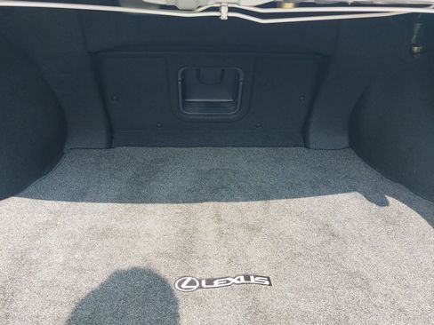 Used 2019 Lexus ES 300h w/ Premium Package FWD image 14